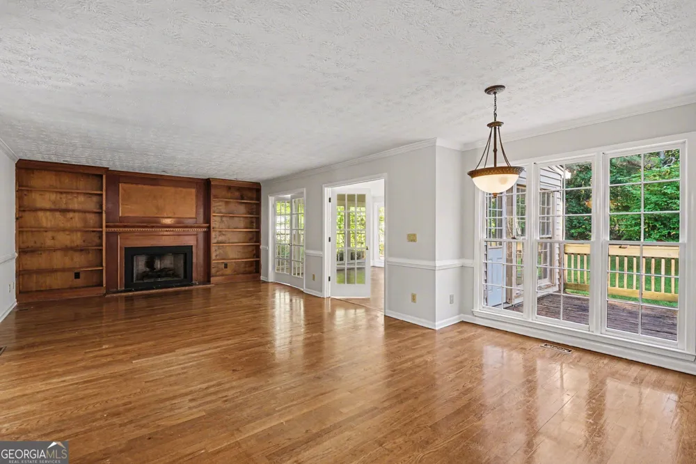 2350 Montrose PL Snellville, GA 30078