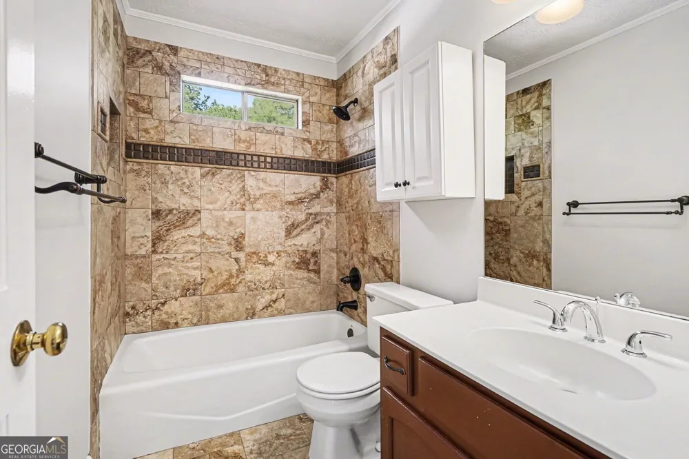 2350 Montrose PL Snellville, GA 30078