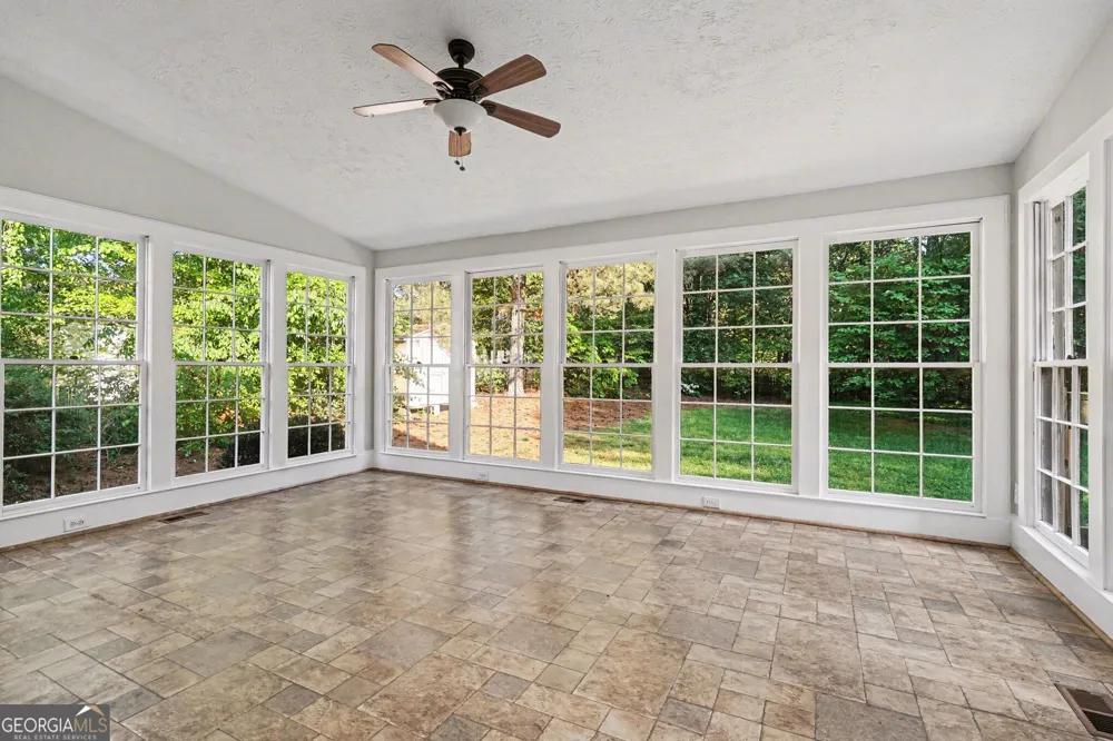 2350 Montrose PL Snellville, GA 30078