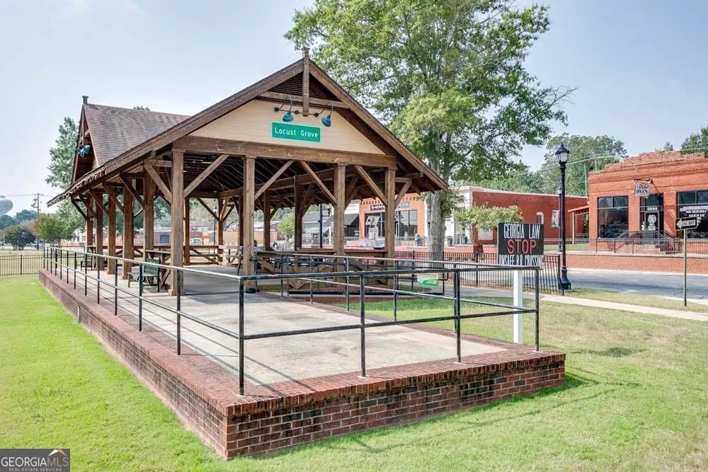 7348 Tenton XING Locust Grove, GA 30248
