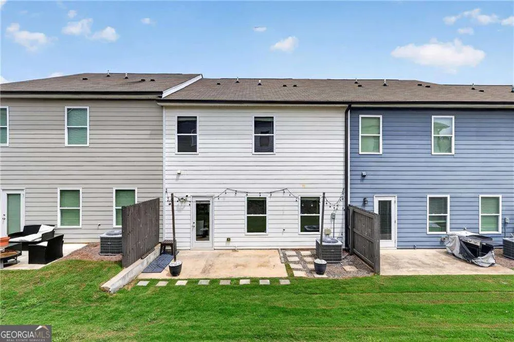 4711 Fairfax DR Oakwood, GA 30566
