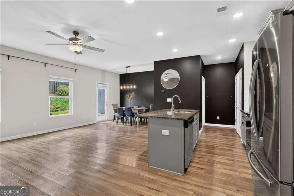 4711 Fairfax DR Oakwood, GA 30566