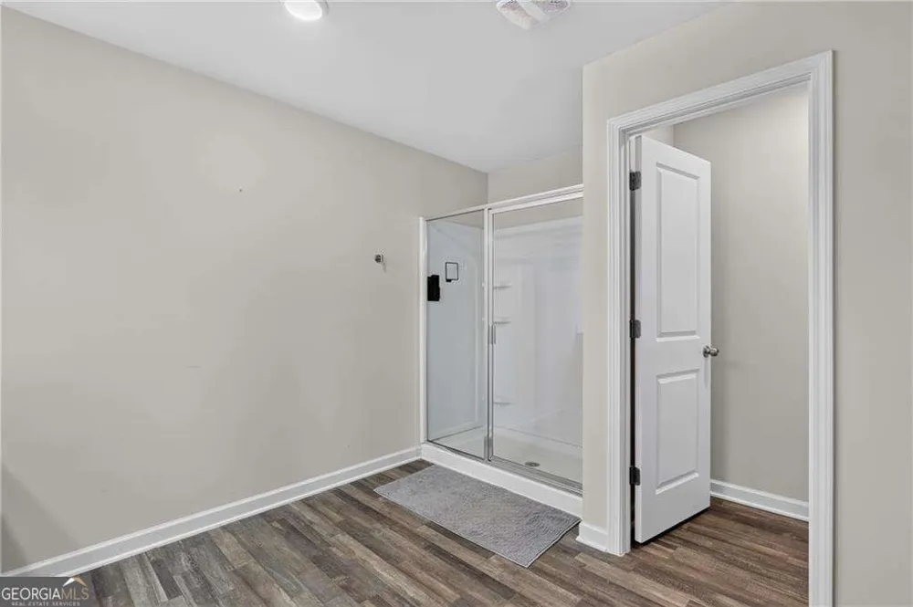4711 Fairfax DR Oakwood, GA 30566