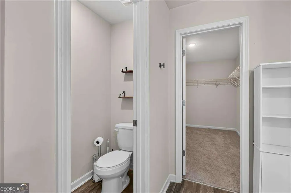 4711 Fairfax DR Oakwood, GA 30566