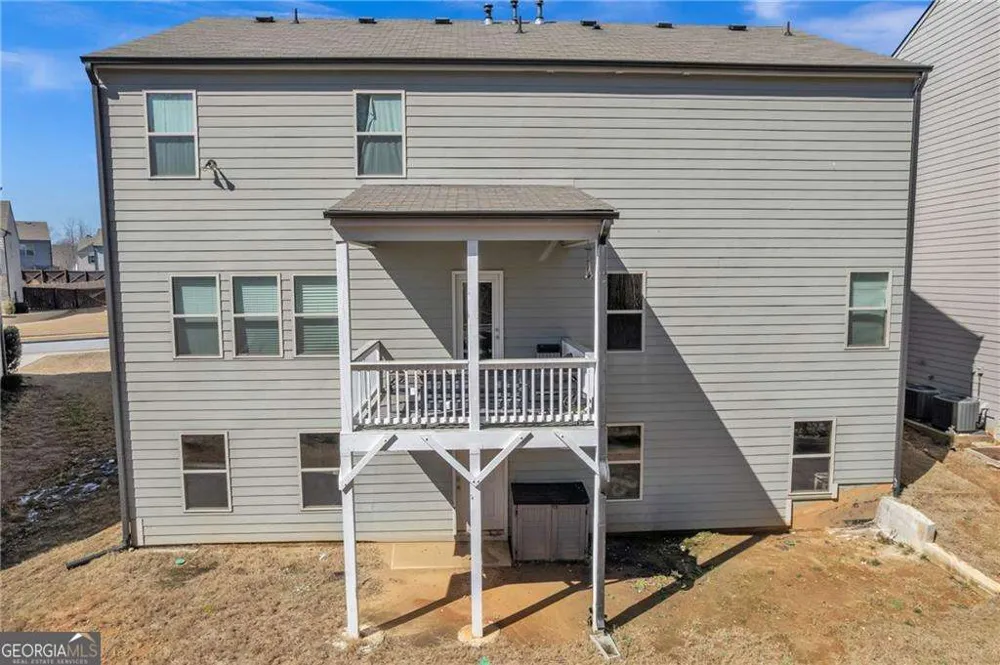 106 Creekside Bluff WAY Auburn, GA 30011