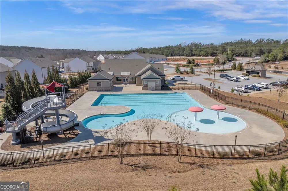 106 Creekside Bluff WAY Auburn, GA 30011