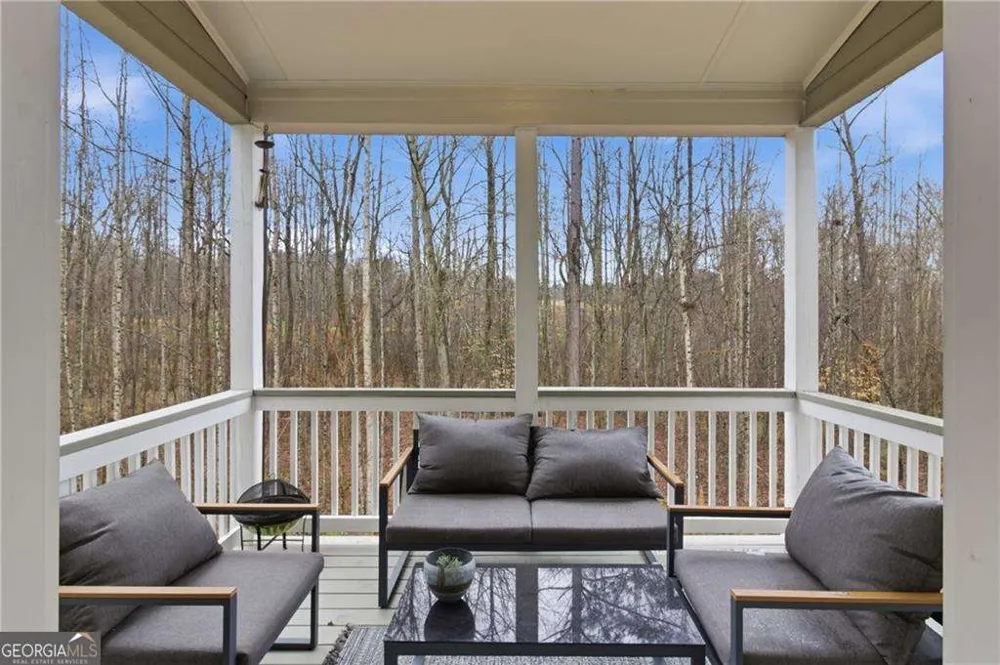 106 Creekside Bluff WAY Auburn, GA 30011