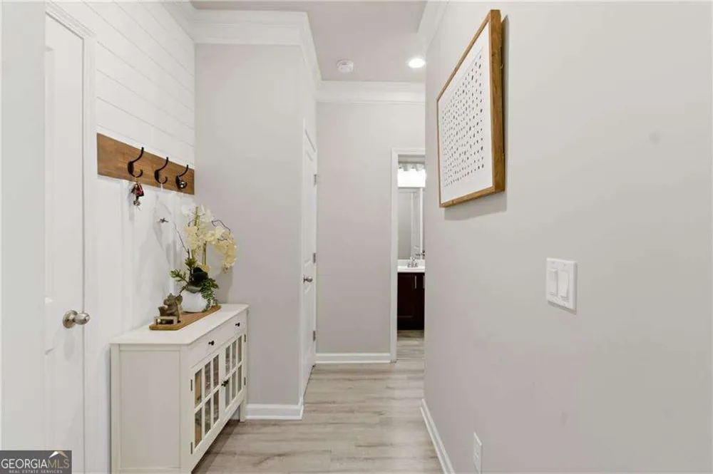 106 Creekside Bluff WAY Auburn, GA 30011