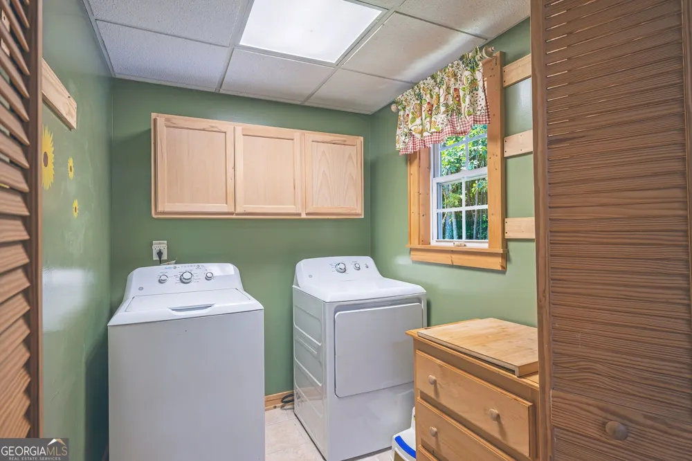 495 Dockery LN Mineral Bluff, GA 30559