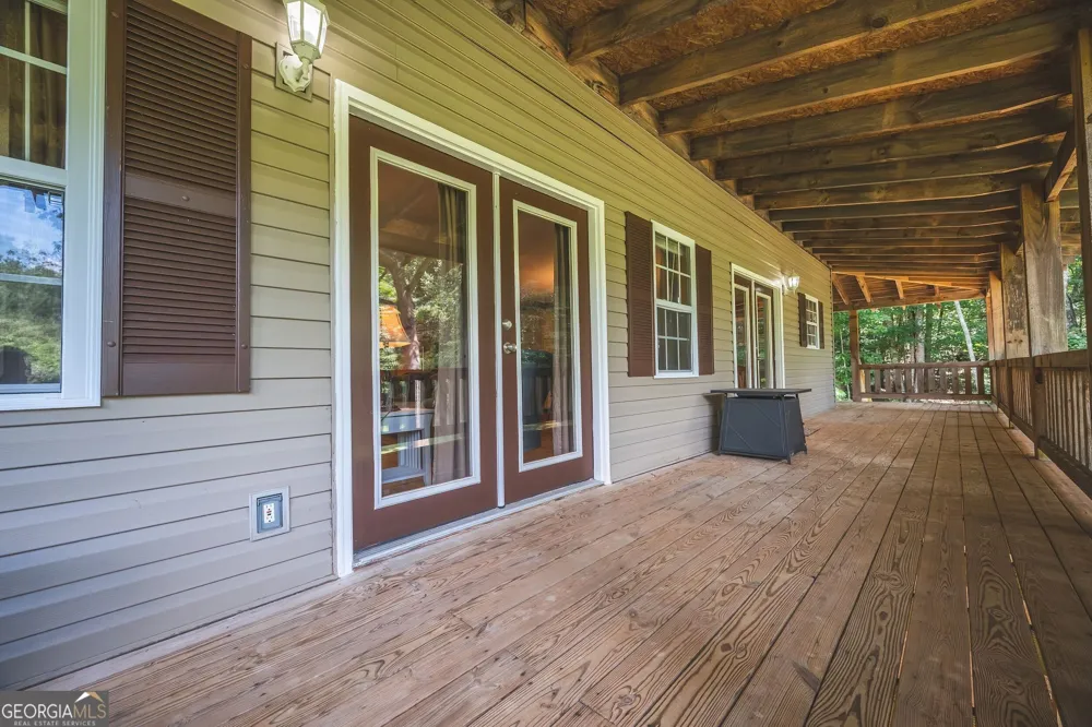 495 Dockery LN Mineral Bluff, GA 30559