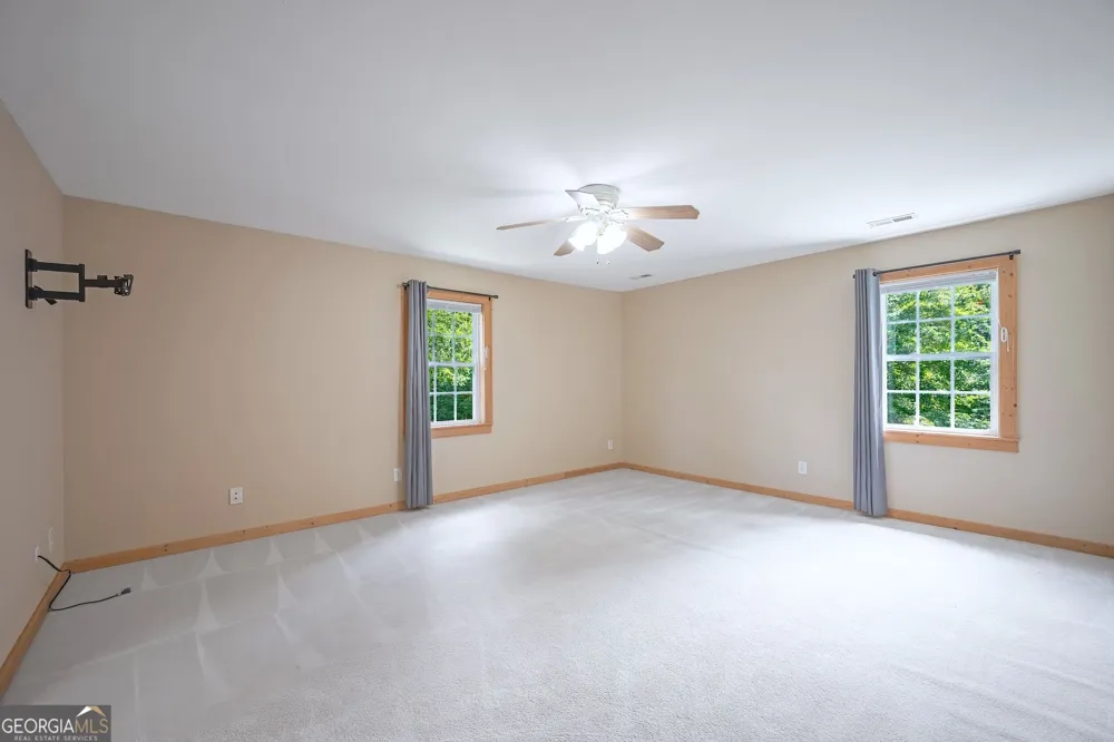 495 Dockery LN Mineral Bluff, GA 30559