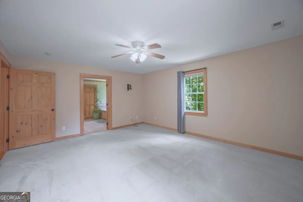 495 Dockery LN Mineral Bluff, GA 30559