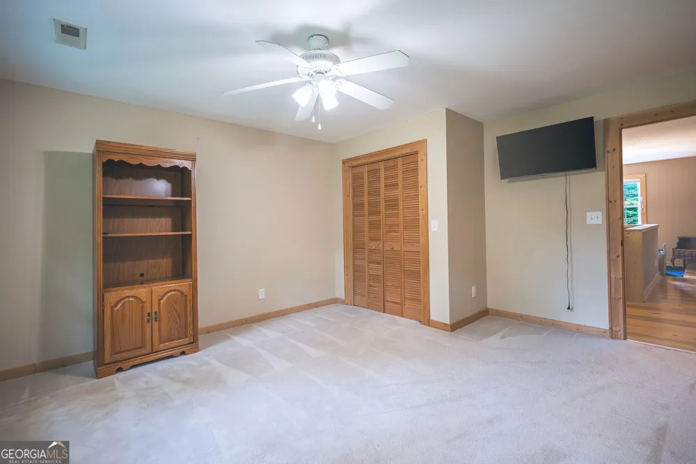 495 Dockery LN Mineral Bluff, GA 30559