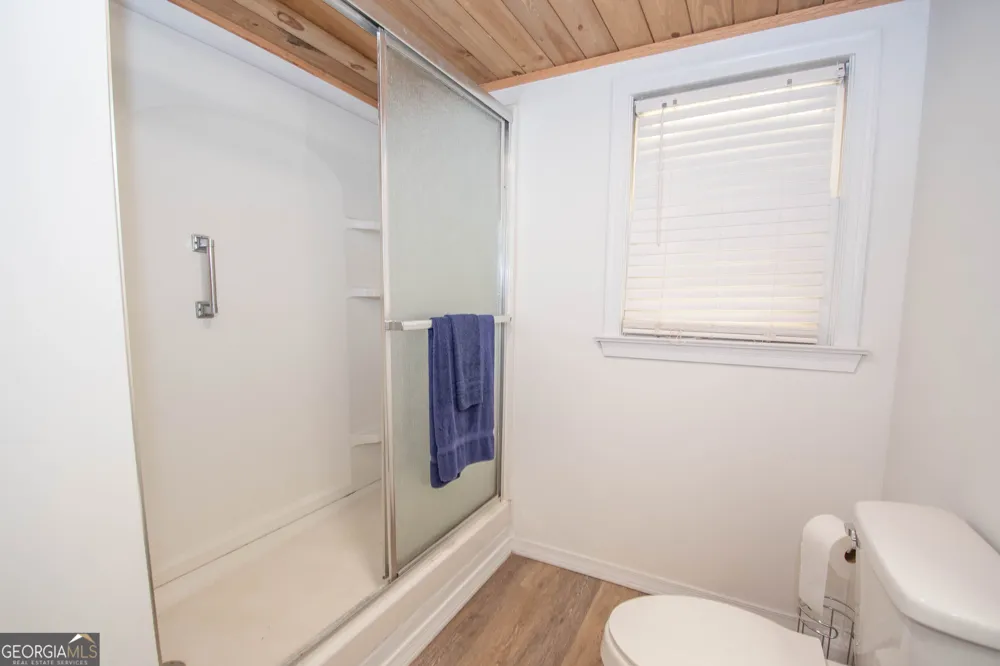 247 Ball ST Moreland, GA 30259