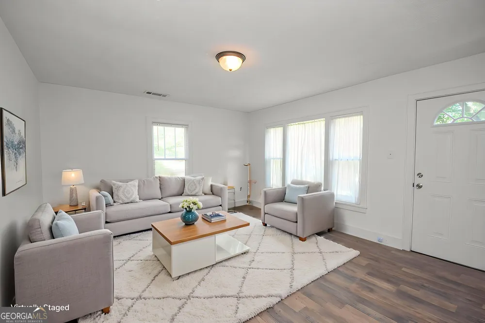 247 Ball ST Moreland, GA 30259