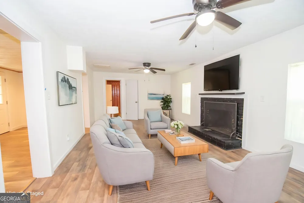 247 Ball ST Moreland, GA 30259