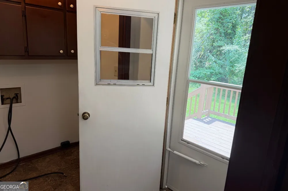 310 Sharon DR Fayetteville, GA 30214