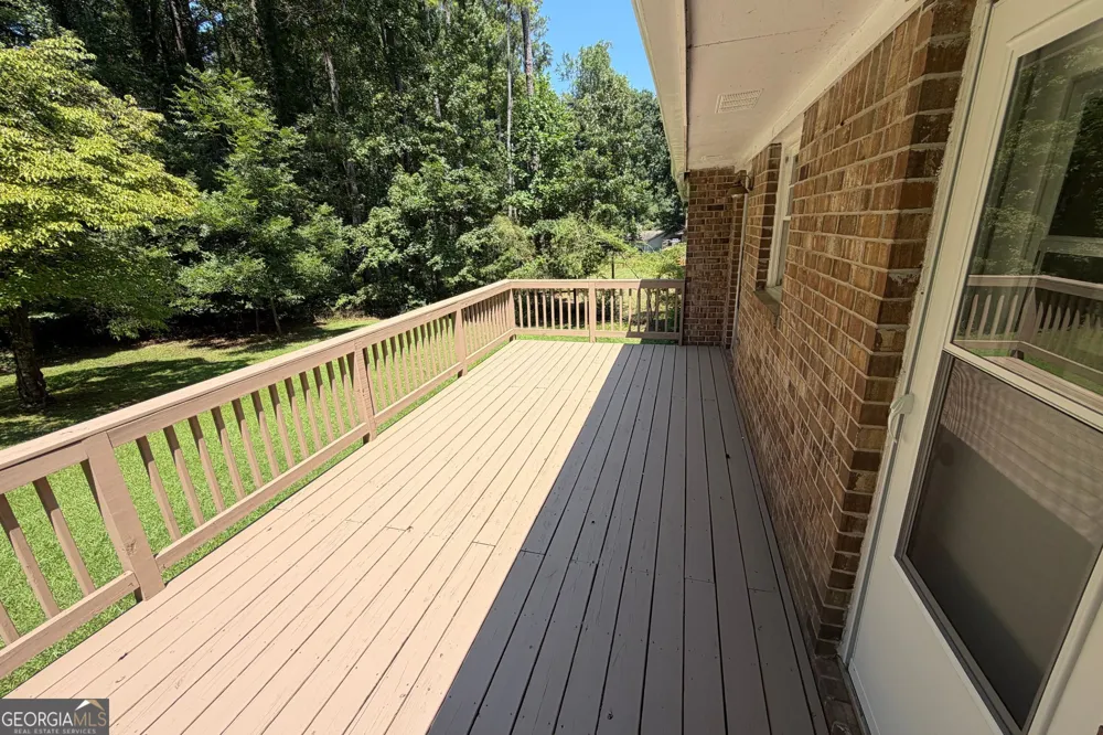 310 Sharon DR Fayetteville, GA 30214