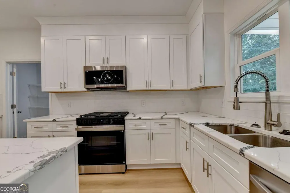 9135 Fox Trail LN Gainesville, GA 30506