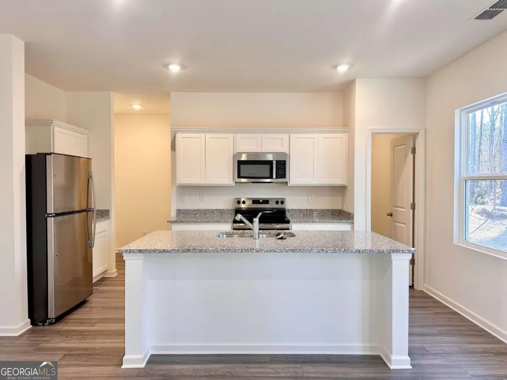 10 Norwalk Lane Dallas, GA 30157