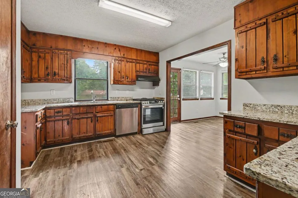 1144 Cedar Log PL Austell, GA 30168