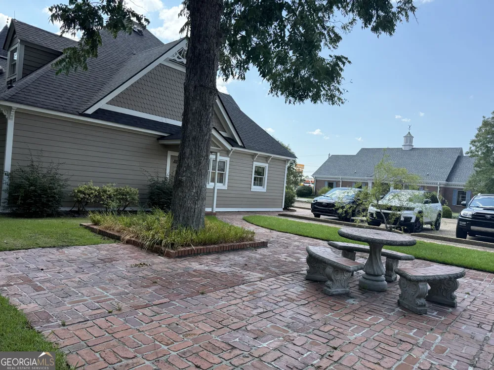 7 Jeff Davis Street Hazlehurst, GA 31539