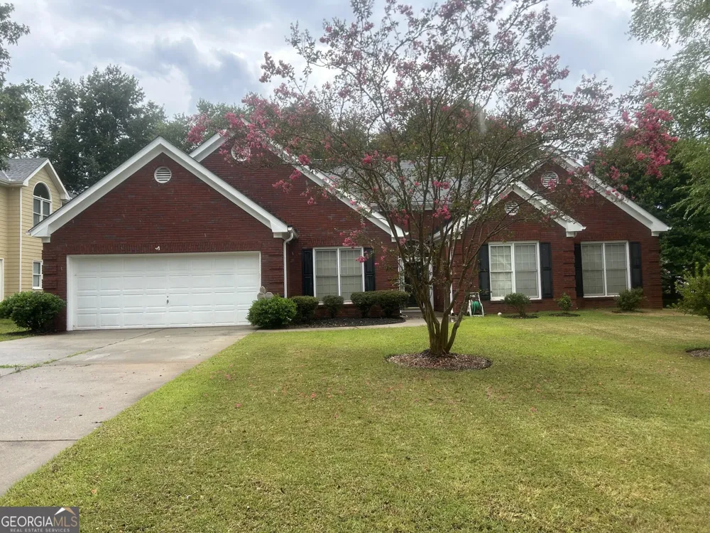 4271 Ivy RUN Ellenwood, GA 30294