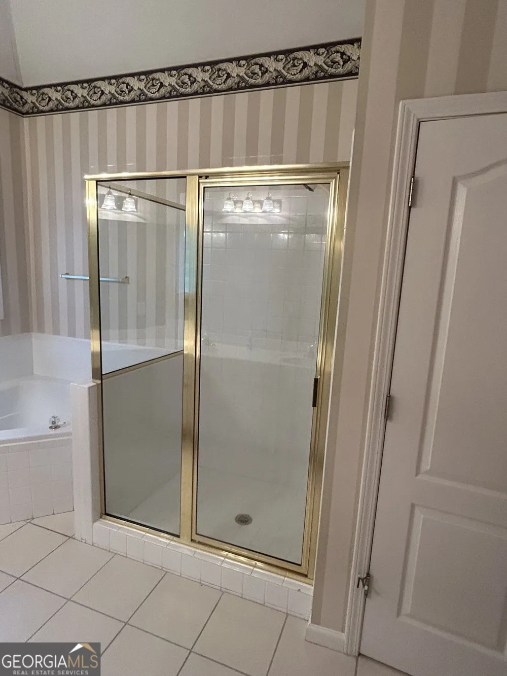 4271 Ivy RUN Ellenwood, GA 30294