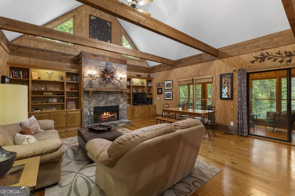 81 Sweetgum CIR Jasper, GA 30143
