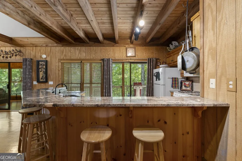 81 Sweetgum CIR Jasper, GA 30143