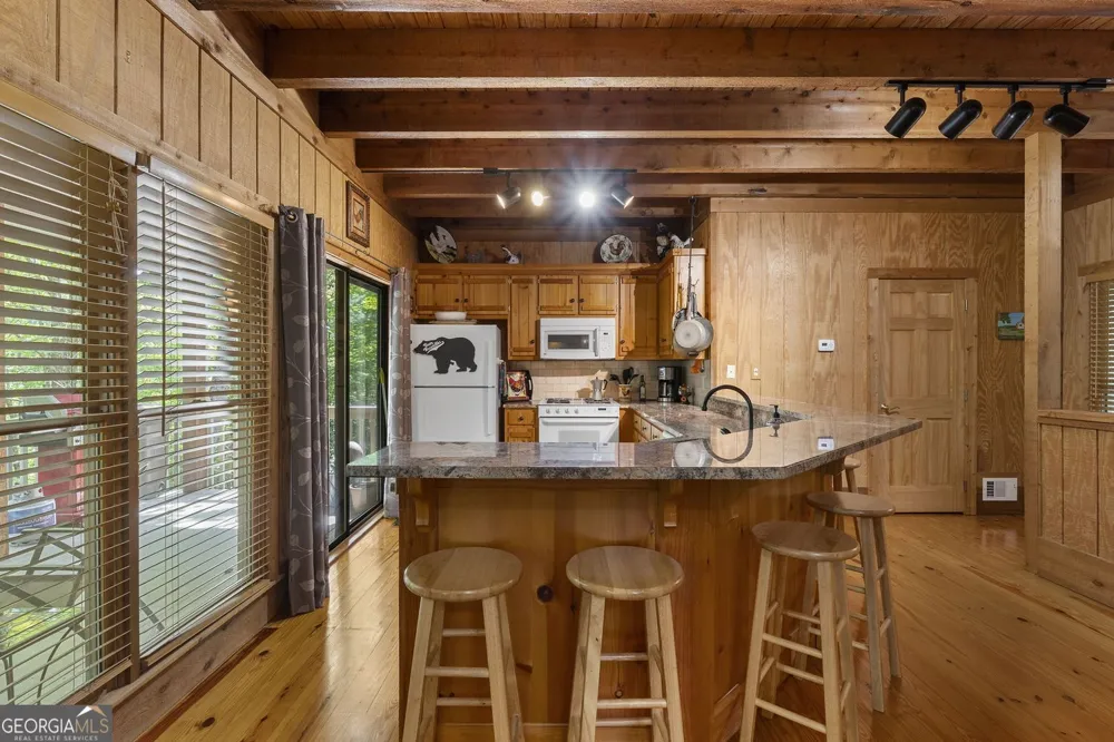 81 Sweetgum CIR Jasper, GA 30143