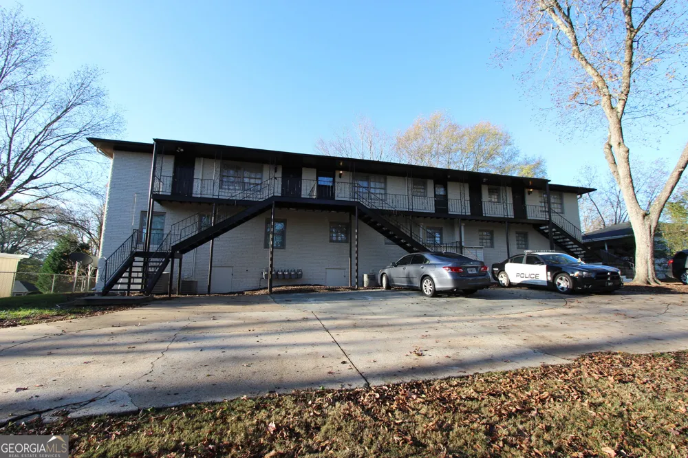 514 Clover DR Buford, GA 30518