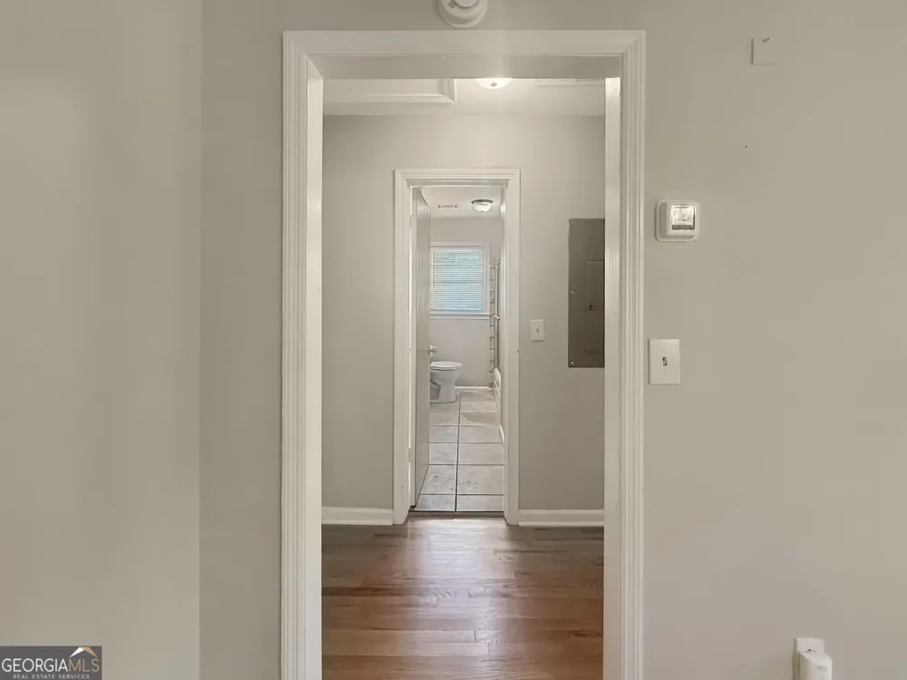 514 Clover DR Buford, GA 30518