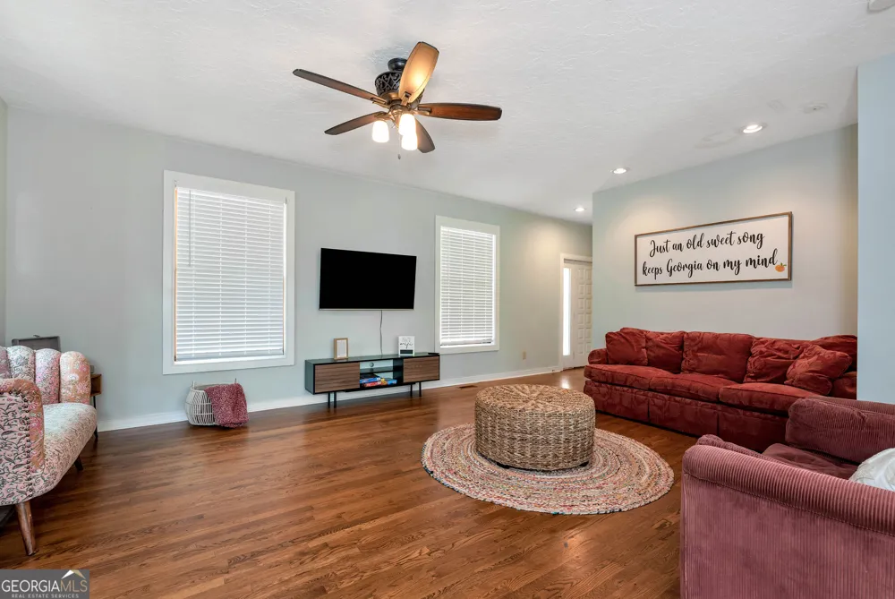 3978 Pine Shore CIR Gainesville, GA 30501