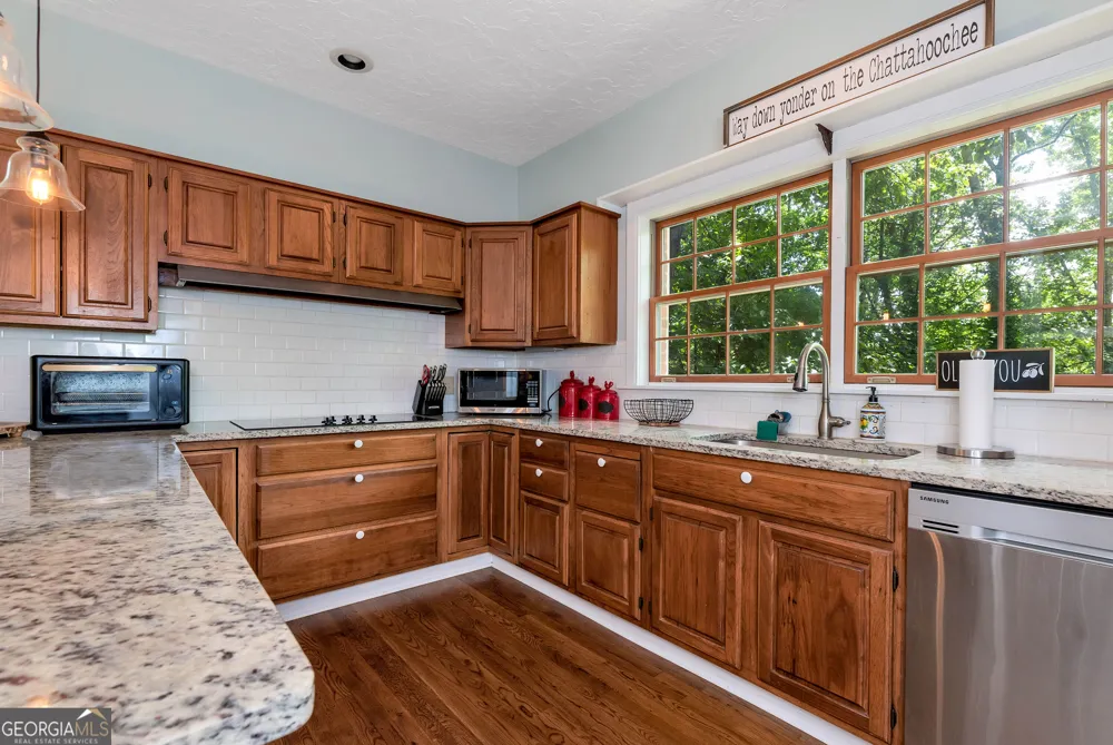 3978 Pine Shore CIR Gainesville, GA 30501