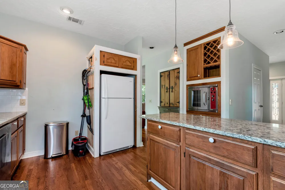3978 Pine Shore CIR Gainesville, GA 30501
