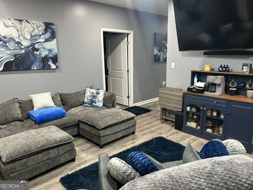 2215 COLLINS RIDGE DR Atlanta, GA 30318