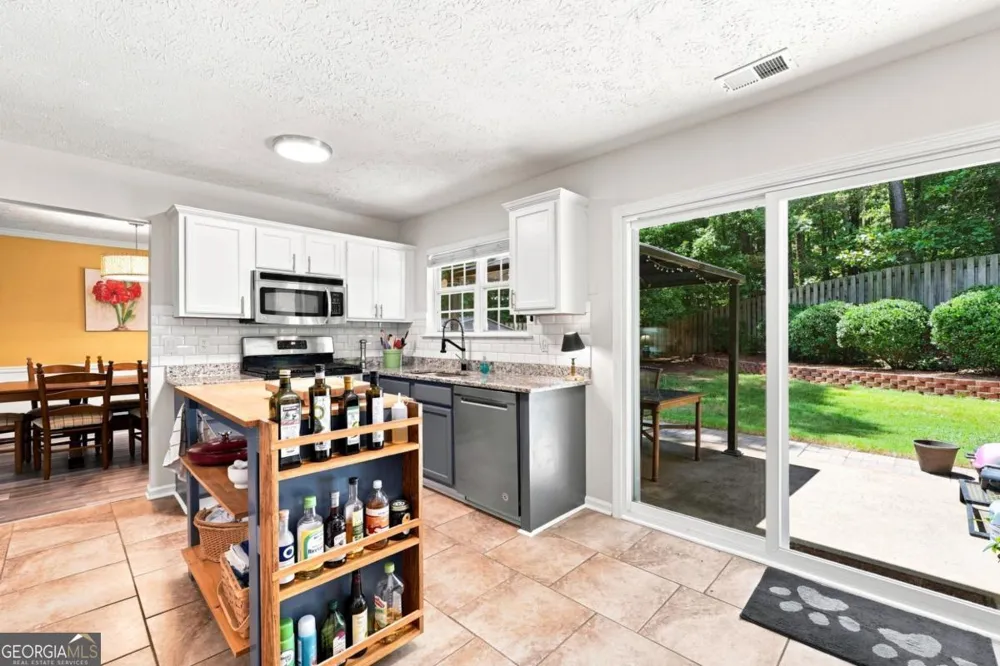 1593 Woodmore DR SW Marietta, GA 30008