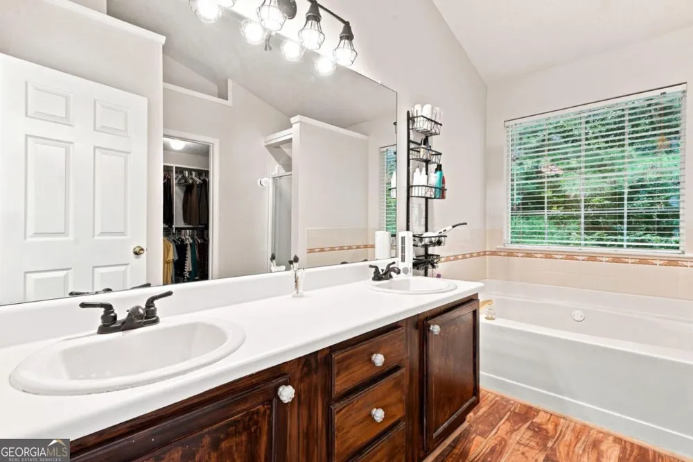 1593 Woodmore DR SW Marietta, GA 30008