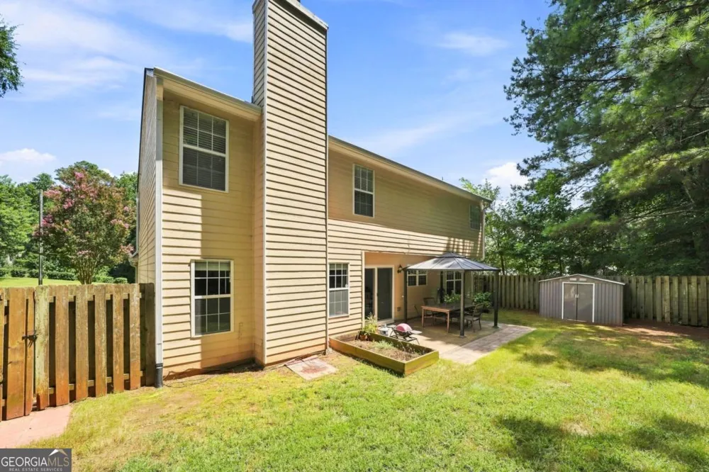 1593 Woodmore DR SW Marietta, GA 30008