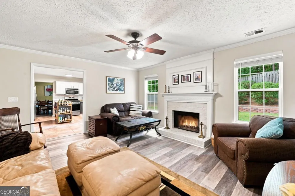 1593 Woodmore DR SW Marietta, GA 30008