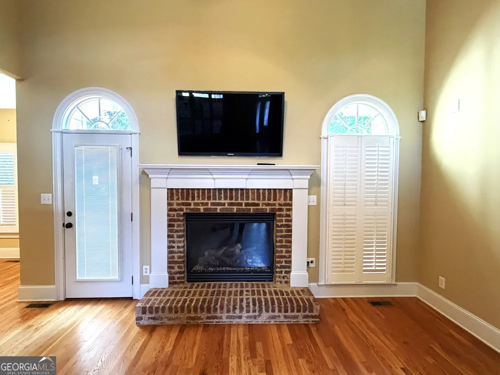 100 Kirk DR Dallas, GA 30132