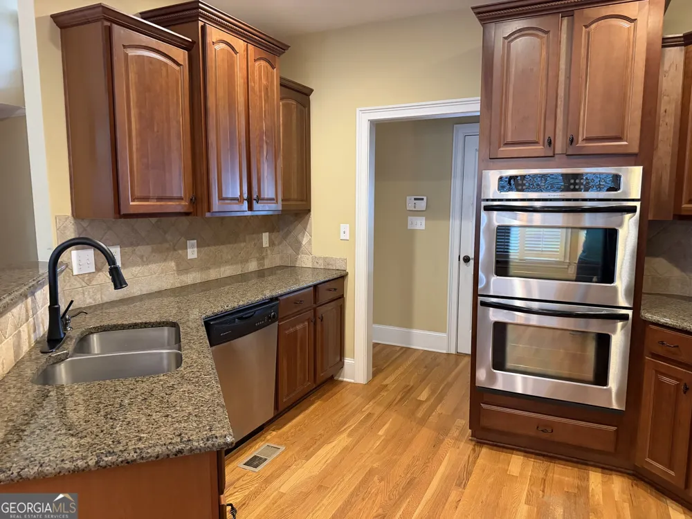 100 Kirk DR Dallas, GA 30132