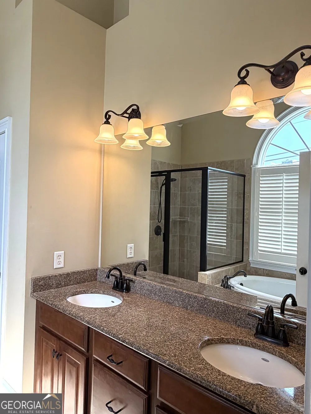 100 Kirk DR Dallas, GA 30132