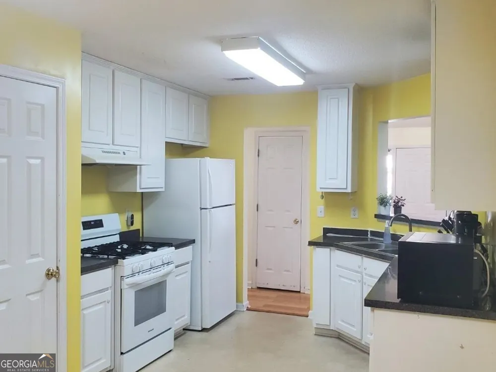 210 Arran PT Fairburn, GA 30213