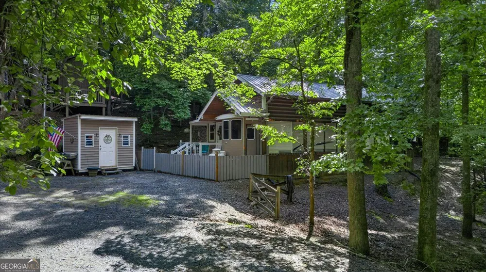 190 26th ST Ellijay, GA 30540