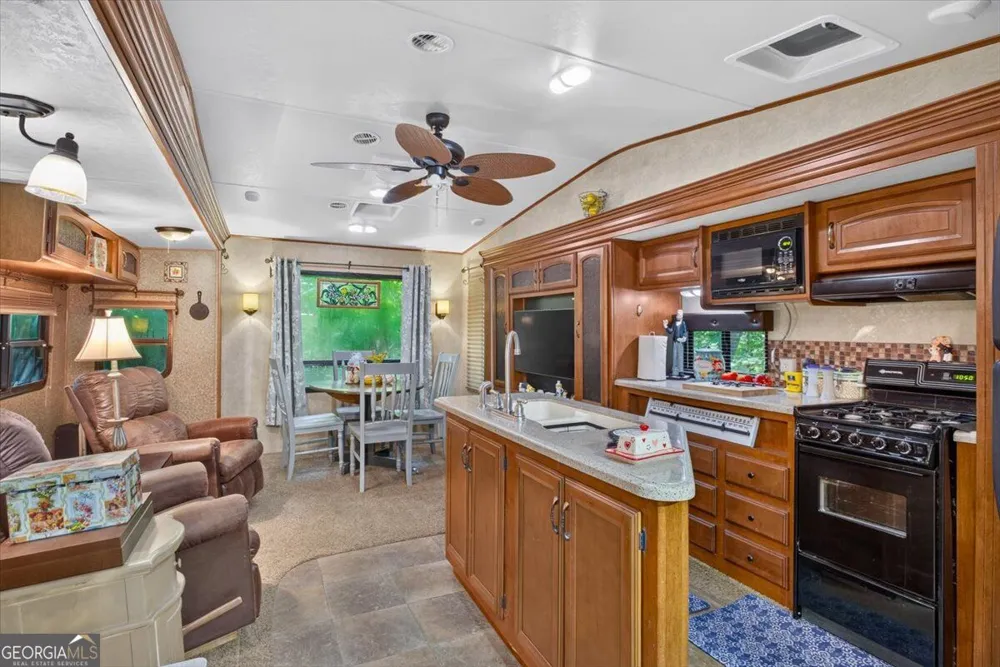190 26th ST Ellijay, GA 30540