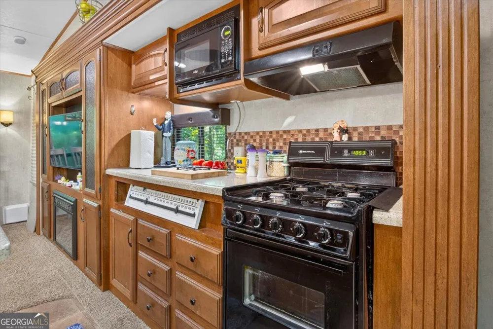 190 26th ST Ellijay, GA 30540