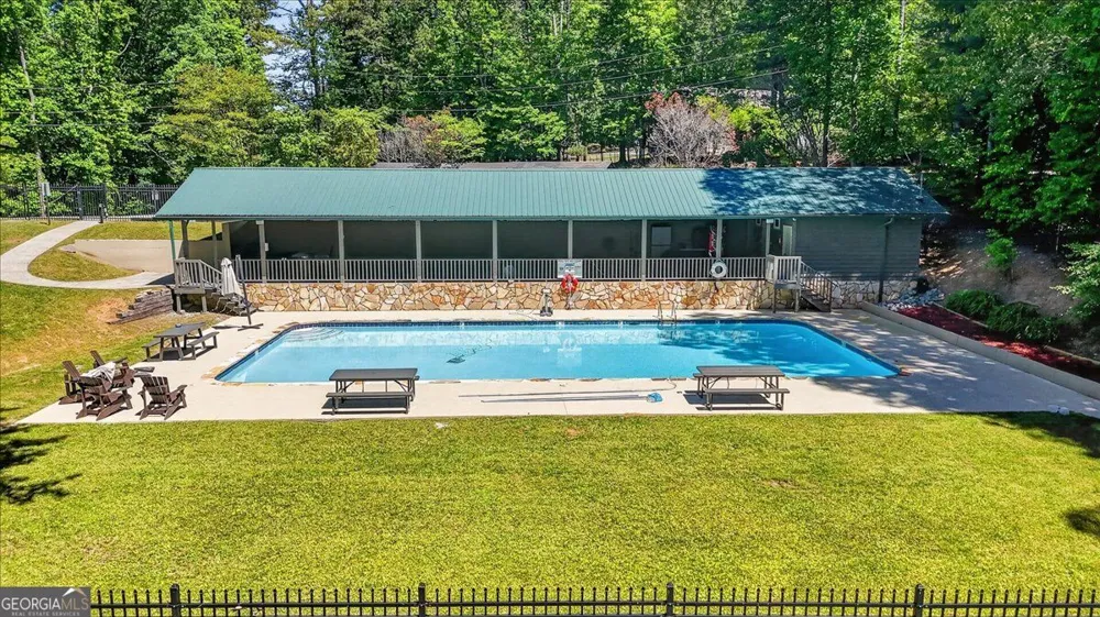 190 26th ST Ellijay, GA 30540