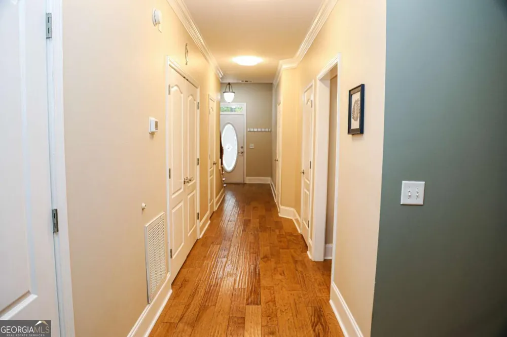 136 Wisteria DR Winder, GA 30680
